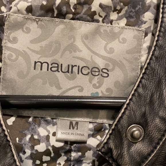 Women’s Vintage Style Leather Jacket - Picture 4 of 4